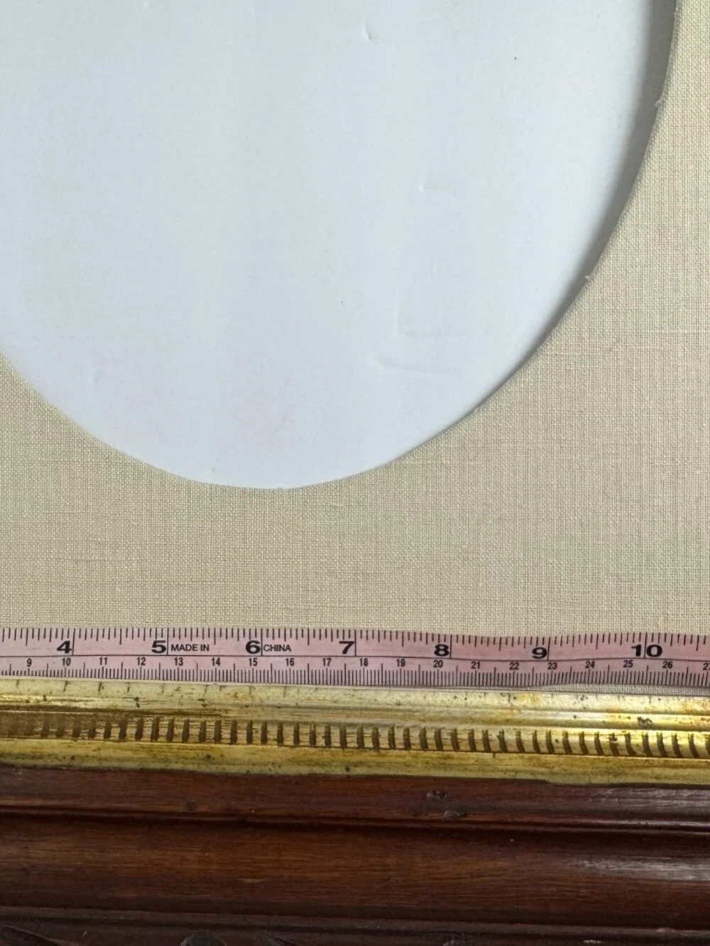 Vintage / Antique  Wooden Carved Frame w/Oval Opening 17 x 21